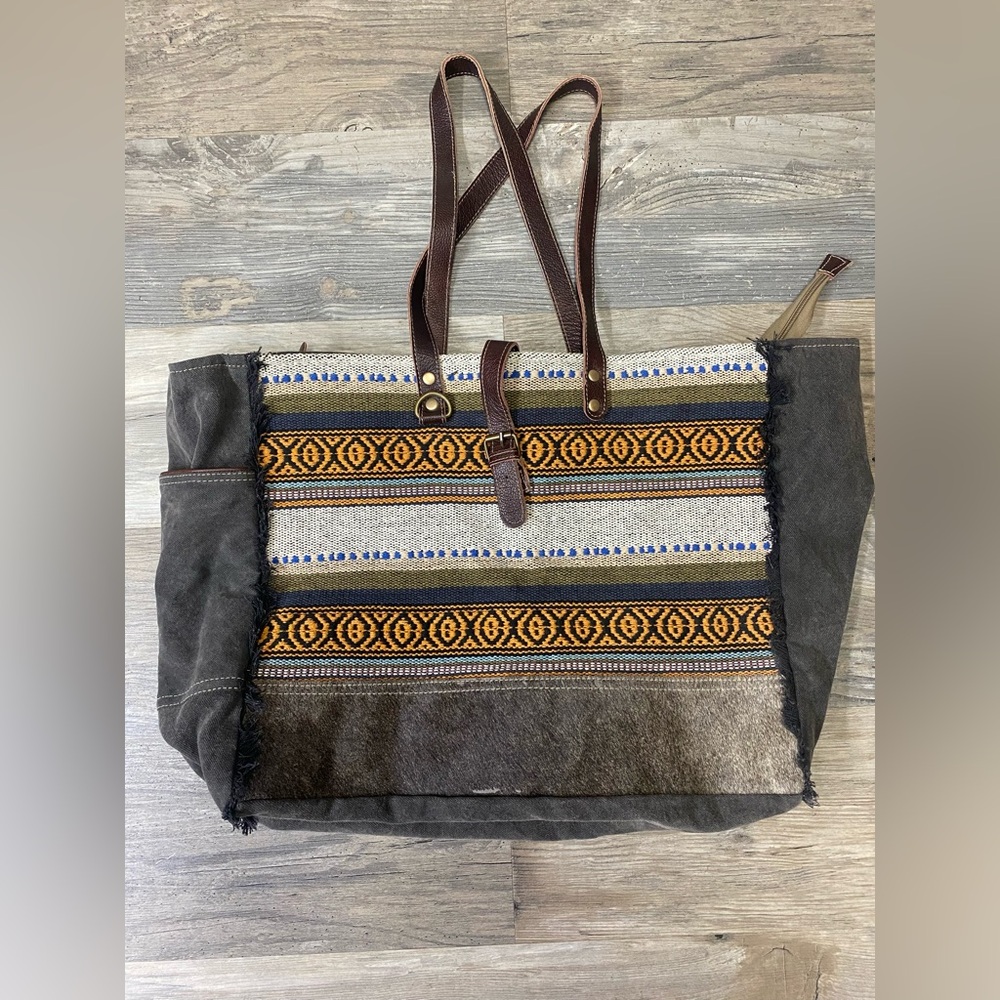 Myra Weekend Bag